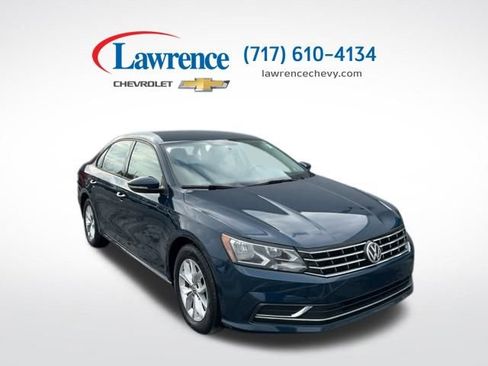 Used 2018 Volkswagen Passat 2.0T S image 1