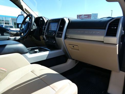 Used 2019 Ford F350 Lariat w/ Lariat Ultimate Package AWD/4WD image 16