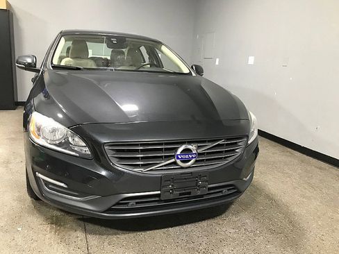 Used 2015 Volvo S60 T5 Premier image 8