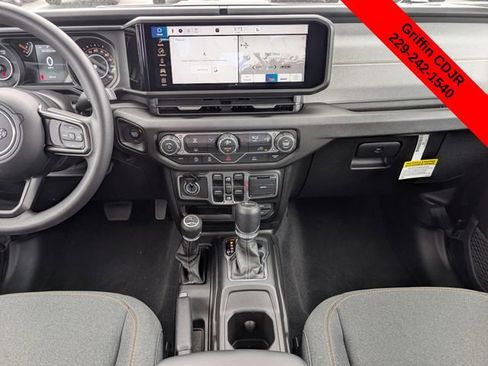 New 2026 Jeep Gladiator Sport AWD/4WD image 7