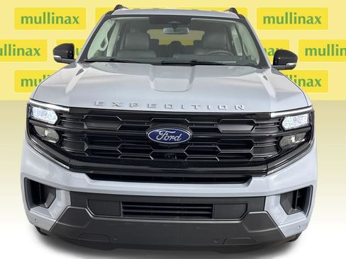 New 2026 Ford Expedition Max Active image 21