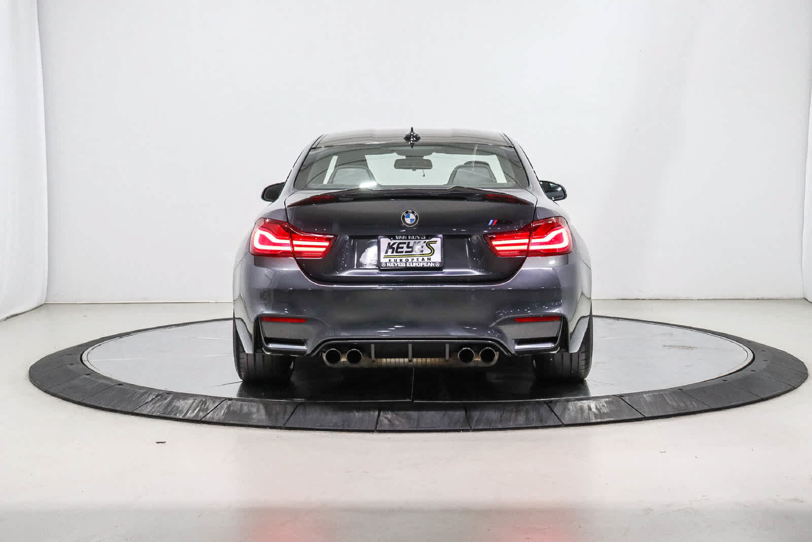 Used 2020 BMW M4 Coupe w/ Competition Package RWD image 3