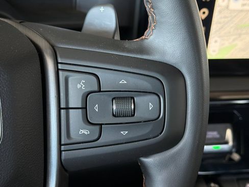 Used 2025 GMC Sierra 1500 AT4 AWD/4WD image 29