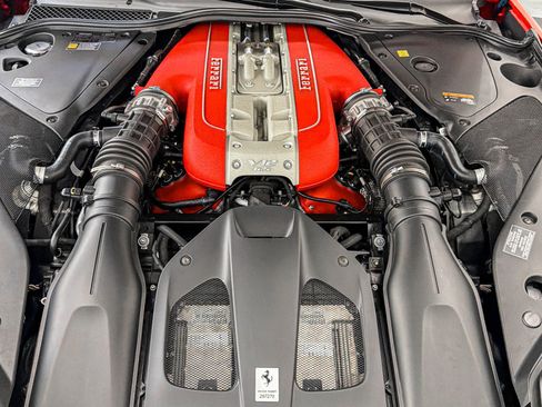 Used 2023 Ferrari 812 GTS RWD image 11