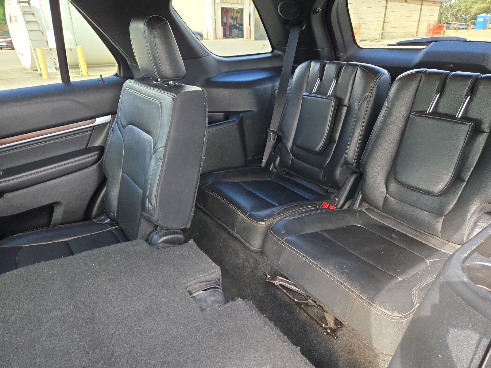 Used 2017 Ford Explorer Limited FWD image 14