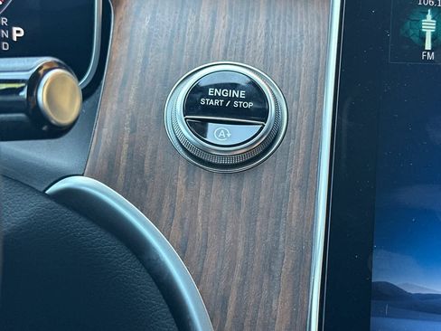 Certified 2025 Mercedes-Benz GLC 300 4MATIC image 21