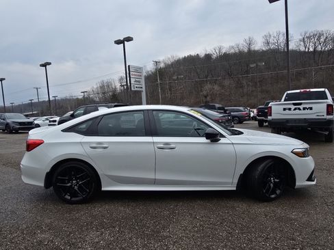 Used 2023 Honda Civic Sport image 14