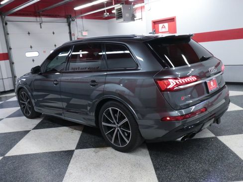 Used 2020 Audi SQ7 Prestige w/ Prestige Package image 6