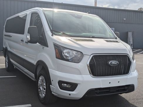 Used 2024 Ford Transit 350 XLT image 4