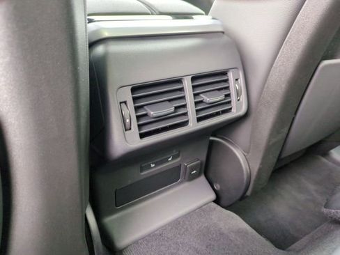 Used 2023 Land Rover Range Rover Velar R-Dynamic S image 13