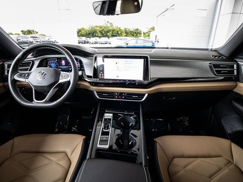 New 2026 Volkswagen Atlas Cross Sport SE FWD image 33