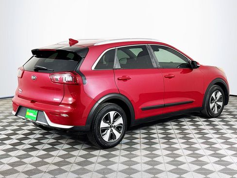 Used 2018 Kia Niro EX FWD image 8