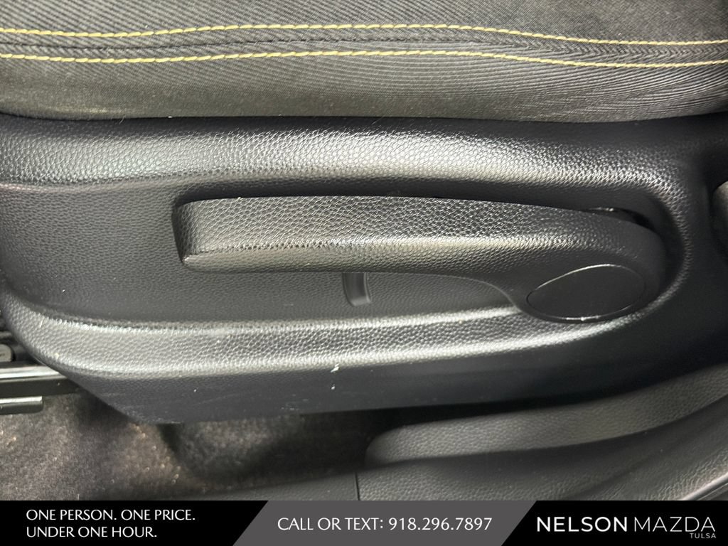 Used 2016 Kia Soul + FWD image 20