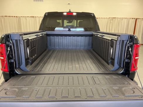 New 2025 RAM 1500 Limited w/ Off Road Group image 9