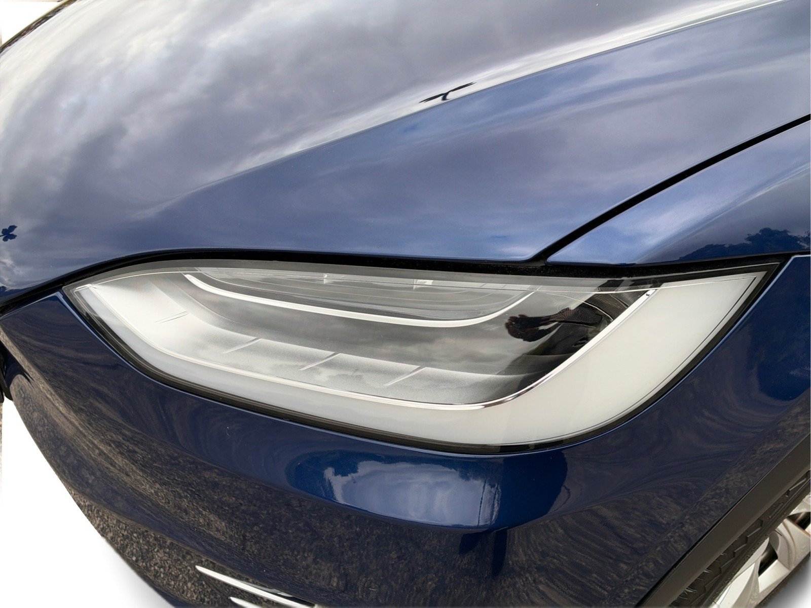 Used 2017 Tesla Model X 75D AWD/4WD image 30