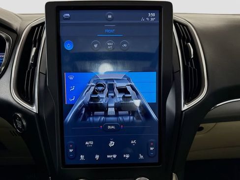 Used 2021 Ford Edge Titanium w/ Equipment Group 301A image 16