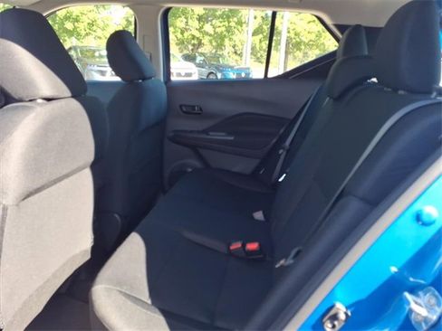 New 2025 Nissan Kicks Play S image 7