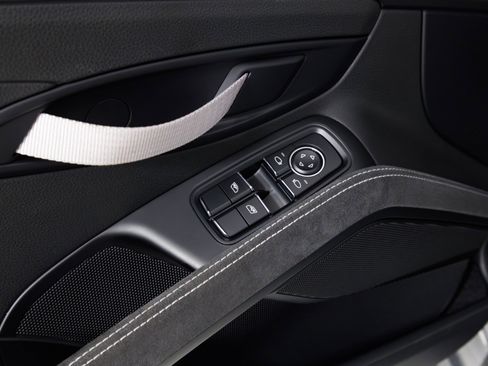 Used 2019 Porsche 911 GT3 RS RWD image 31