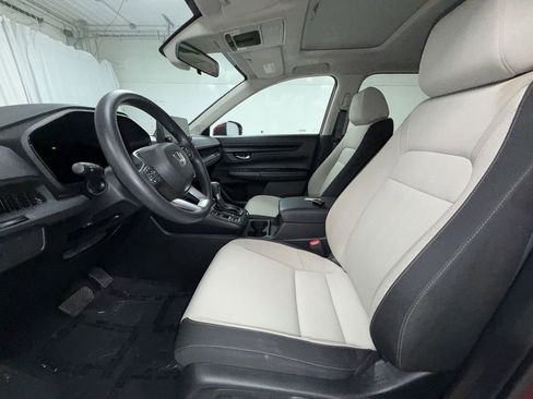 Used 2024 Honda CR-V EX image 11