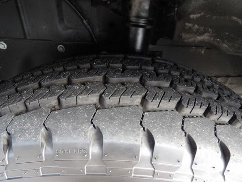 Used 2021 Ford Transit 350 XLT image 46