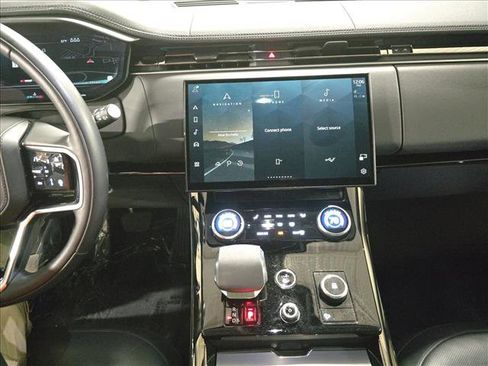 Certified 2023 Land Rover Range Rover Sport SE image 22