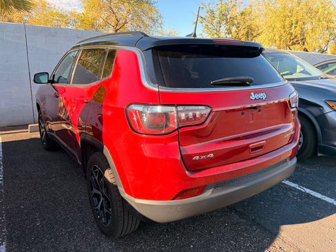 Used 2025 Jeep Compass Limited AWD/4WD image 7