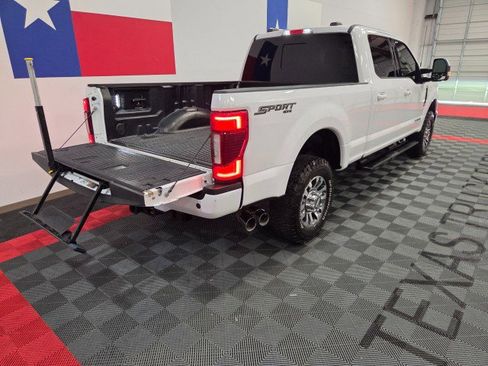 Used 2022 Ford F250 Lariat w/ Lariat Ultimate Package image 30