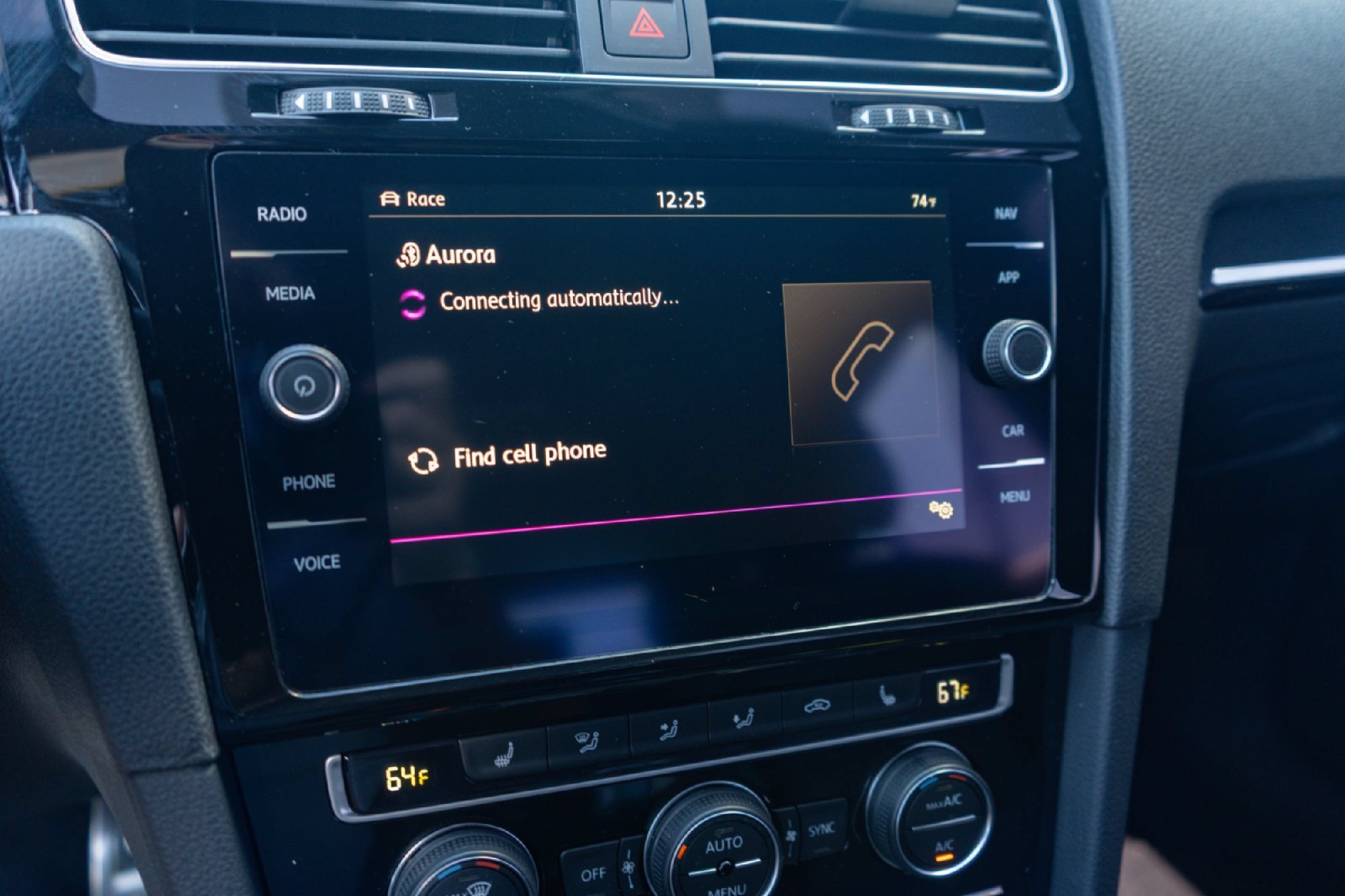 Used 2019 Volkswagen Golf R 4-Door AWD/4WD image 17