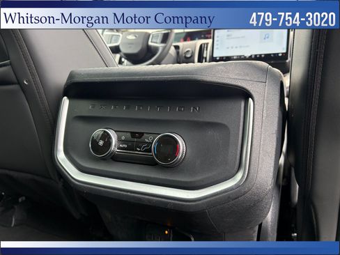 Used 2025 Ford Expedition Max Active AWD/4WD image 32