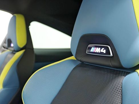 Used 2021 BMW M4 Coupe w/ Executive Package RWD image 32