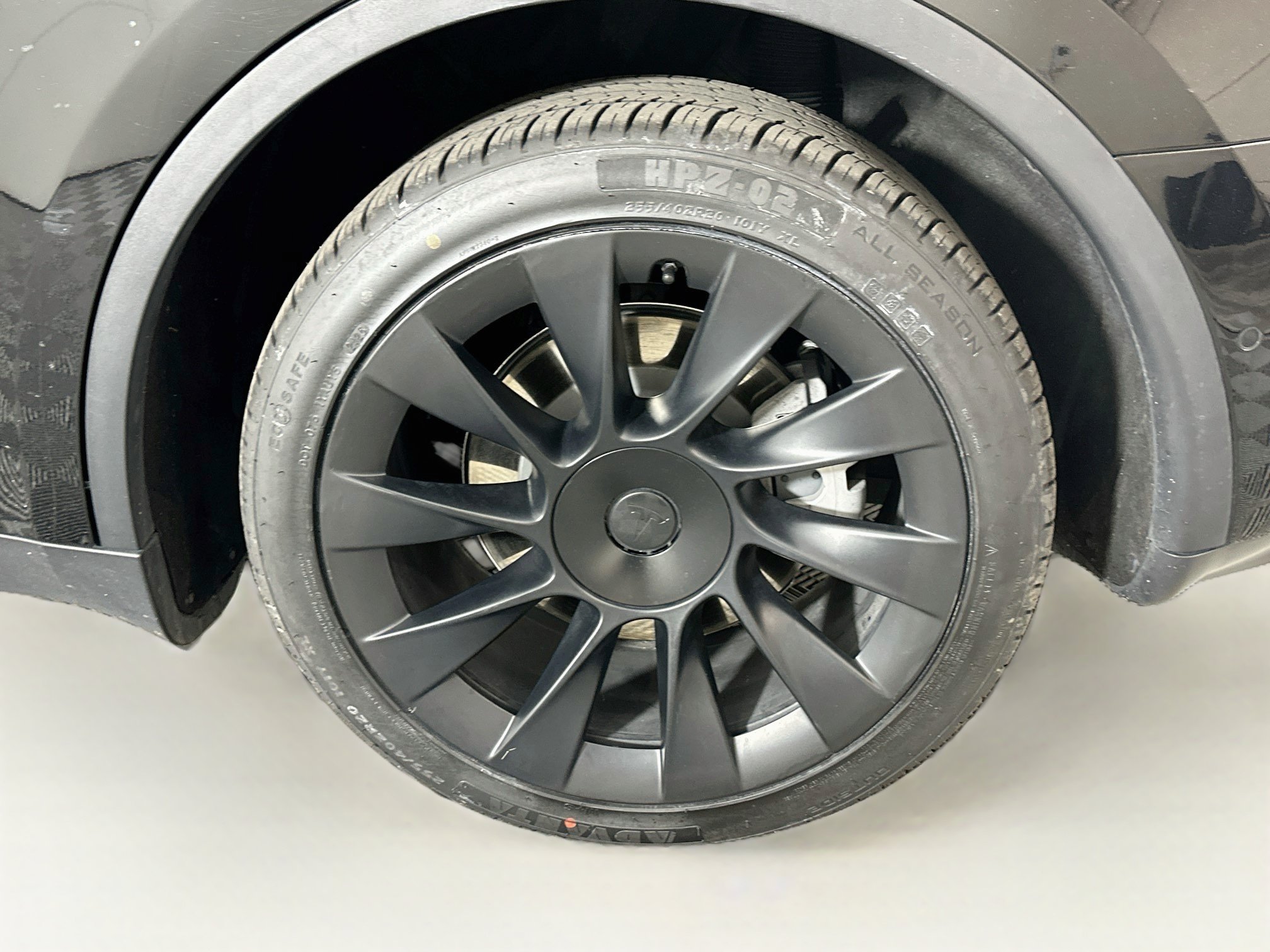 Used 2022 Tesla Model Y Long Range AWD/4WD image 11