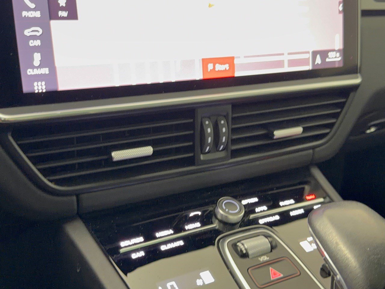Certified 2021 Porsche Cayenne GTS AWD/4WD image 22