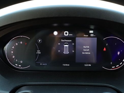 Used 2023 RAM ProMaster 2500 w/ Premium Convenience Group (B) image 28