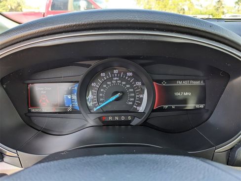 Used 2018 Ford Fusion SE w/ Fusion SE Technology Package image 35