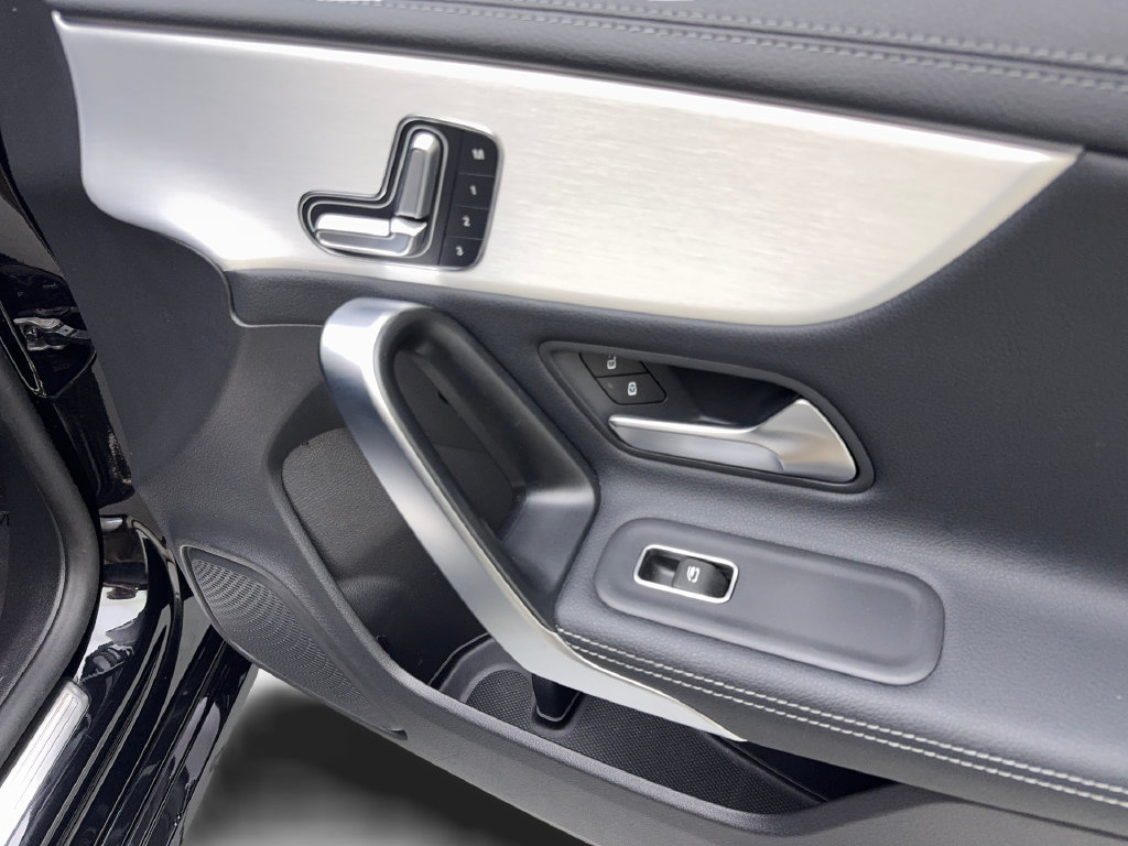 Used 2025 Mercedes-Benz CLA 250 image 48