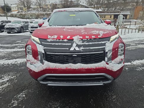 New 2026 Mitsubishi Outlander SE image 10