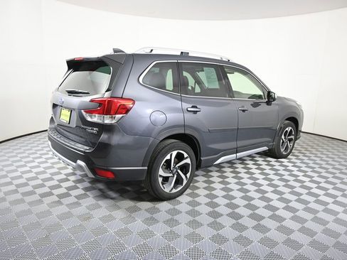 Used 2023 Subaru Forester Touring image 6