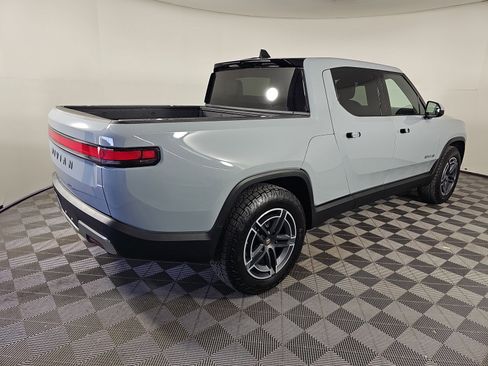 Used 2025 Rivian R1T Adventure image 5