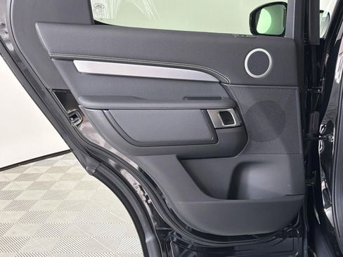 New 2026 Land Rover Discovery Limited Edition image 26