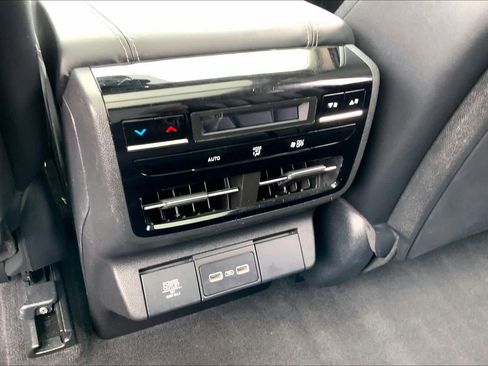 Used 2022 Acura MDX SH-AWD w/ Technology Package image 34