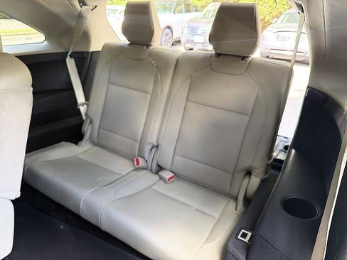 Used 2016 Acura MDX FWD image 17
