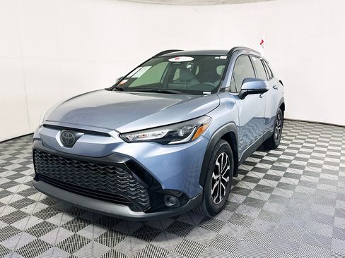 Used 2024 Toyota Corolla Cross AWD Hybrid image 7