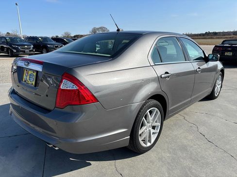 Used 2011 Ford Fusion SEL image 4