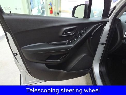 Used 2017 Chevrolet Trax LS image 21