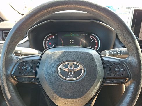 Used 2023 Toyota RAV4 XLE FWD image 18
