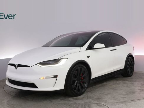 Used 2023 Tesla Model X Plaid AWD/4WD image 2