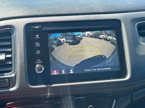 Used 2019 Honda HR-V EX image 23