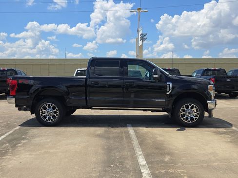 Used 2022 Ford F250 Lariat w/ Lariat Ultimate Package AWD/4WD image 2