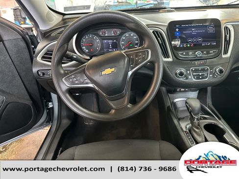 Used 2024 Chevrolet Malibu LT image 15