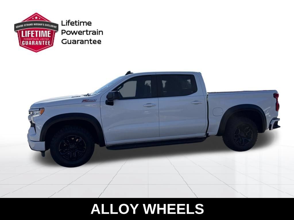 Used 2024 Chevrolet Silverado 1500 RST AWD/4WD image 3
